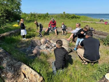 Rundt om lejrbålet